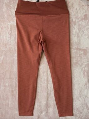 Vuori Ribbed Leggings Women’s Large Rust Brown High Rise Yoga Activewear